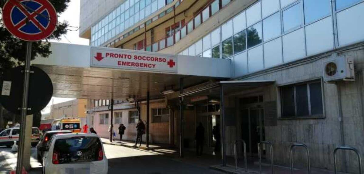 Bari Aggressione In Ospedale Dottoressa Colpita Al Di Venere