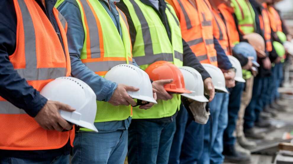 operai caschi