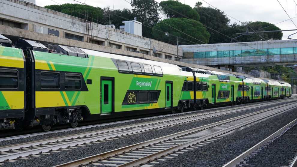 treno regionale