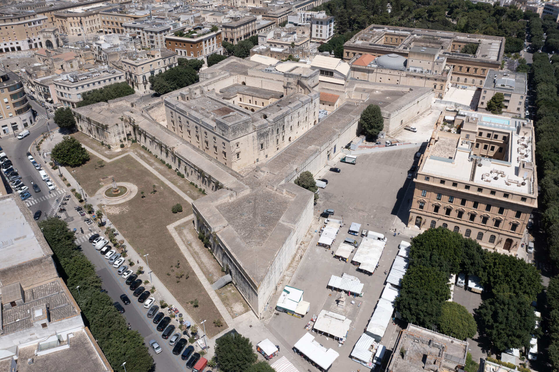 castello carlo v lecce