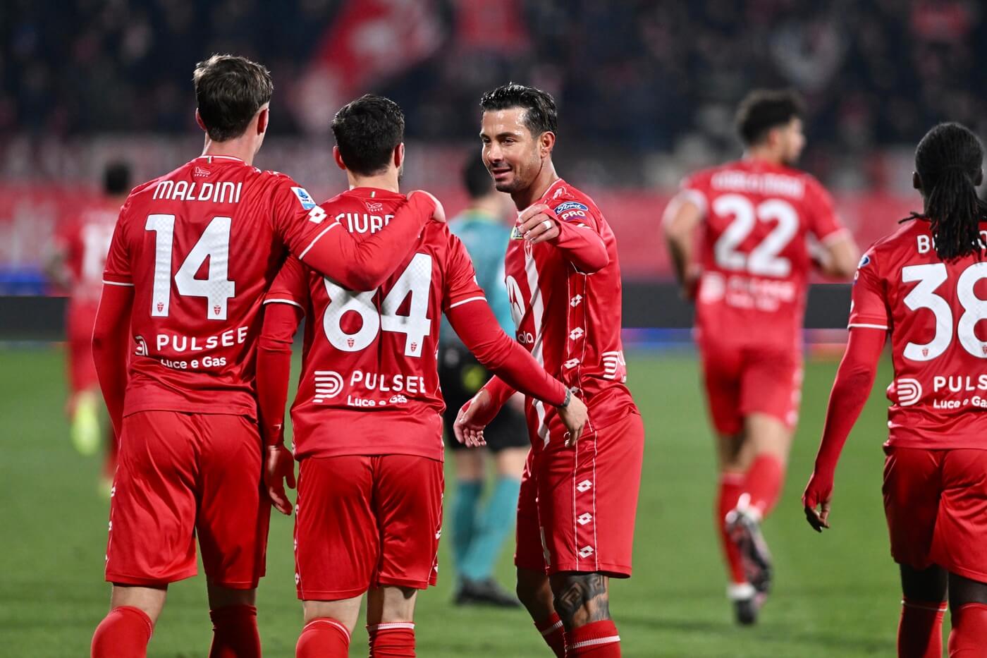 esultanza dei giocatori del monza