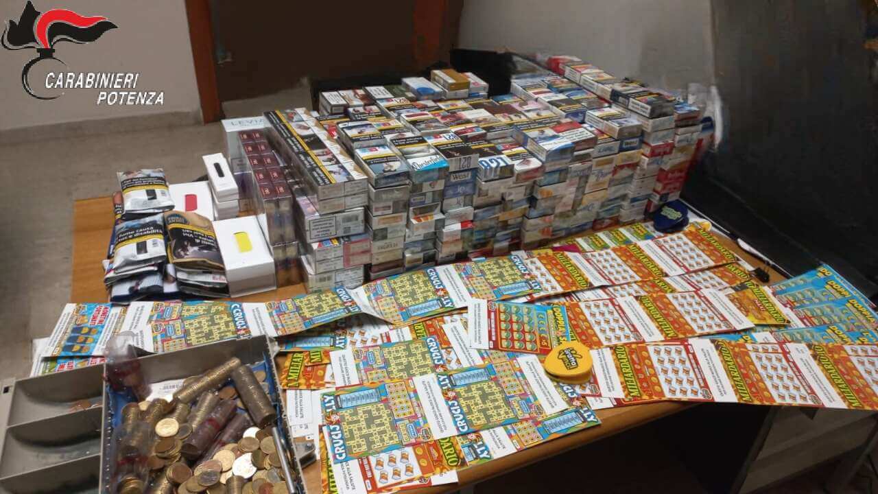 furto tabaccheria avigliano