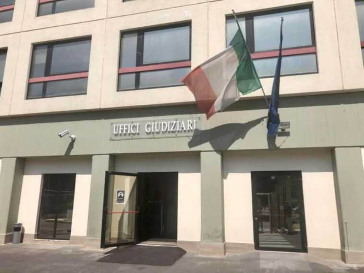 uffici giudiziari bari