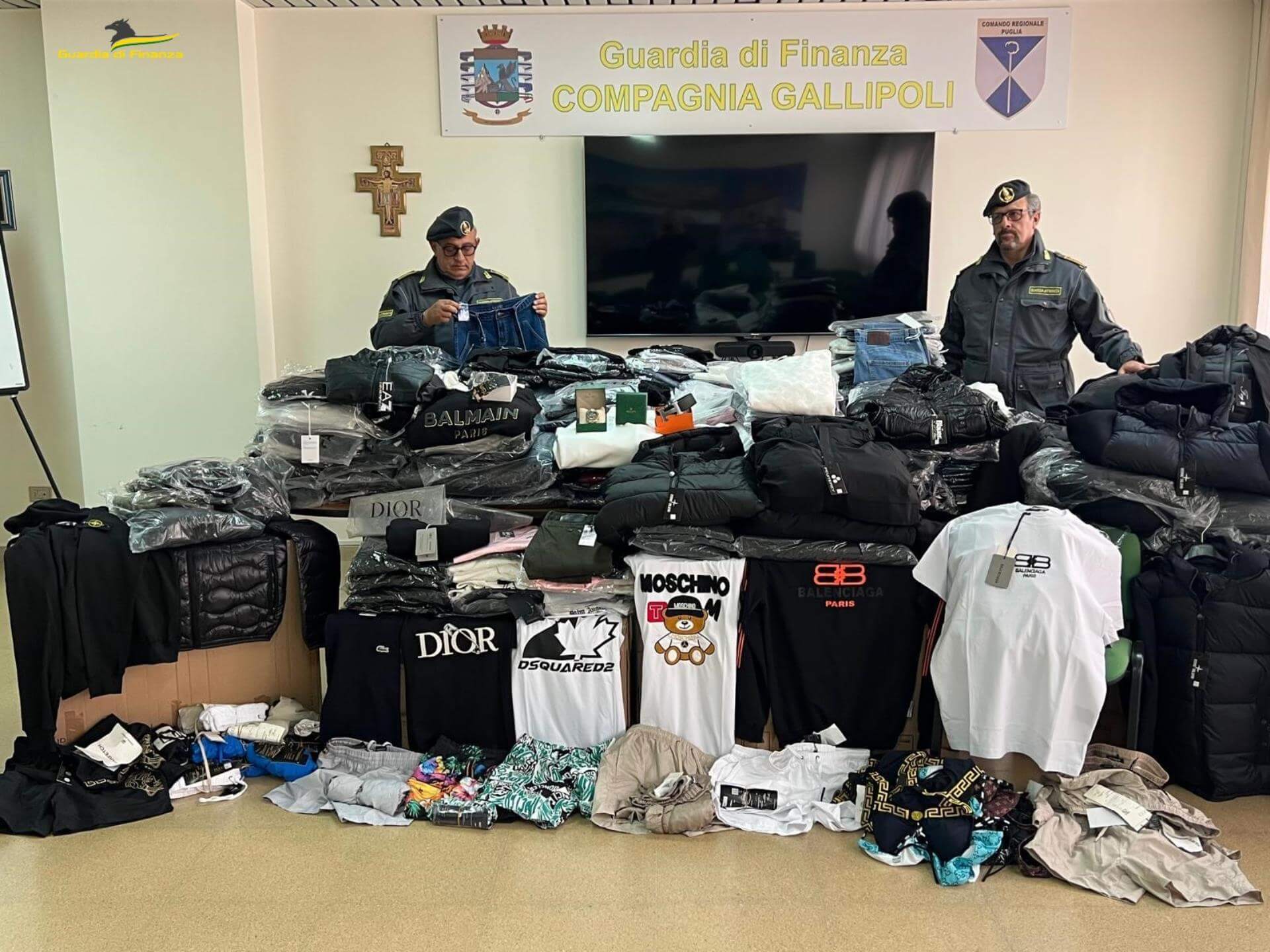 prodotti contraffatti salento