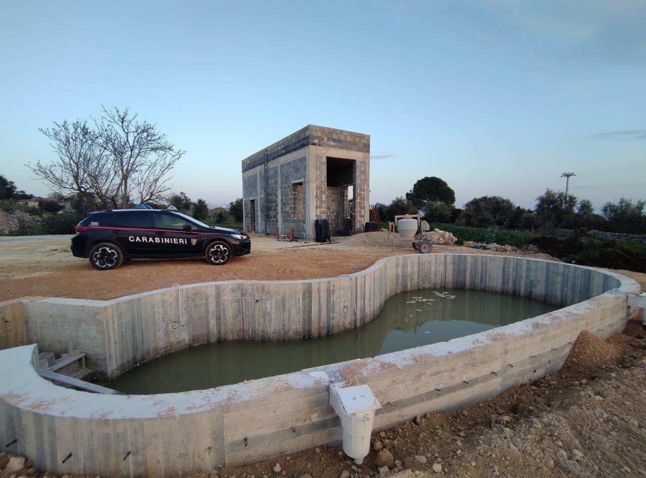 piscina abusiva salve