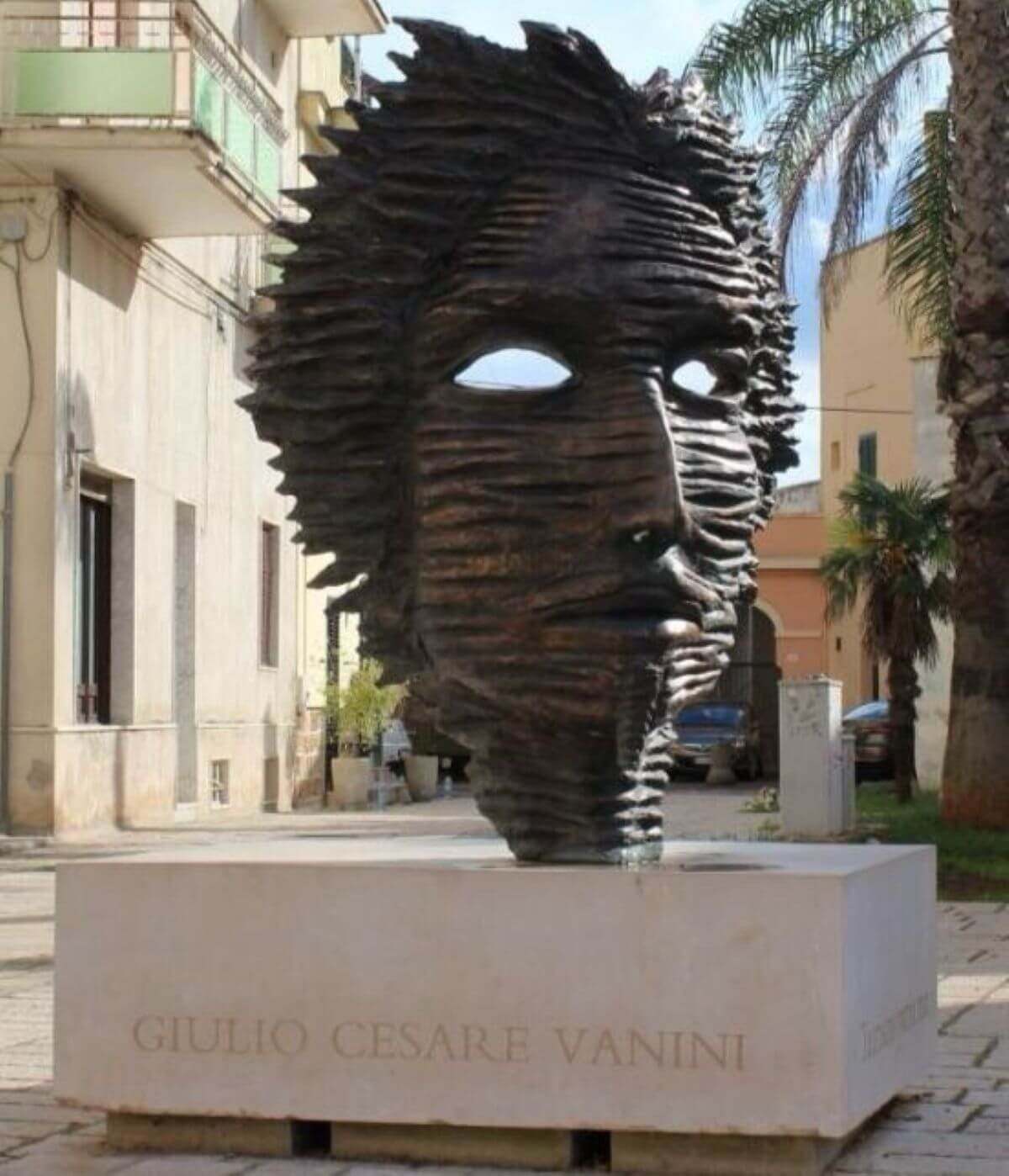 monumento vanini taurisano