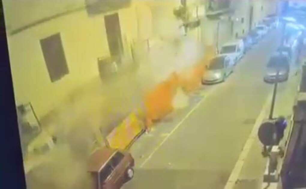 crollo palazzina bari