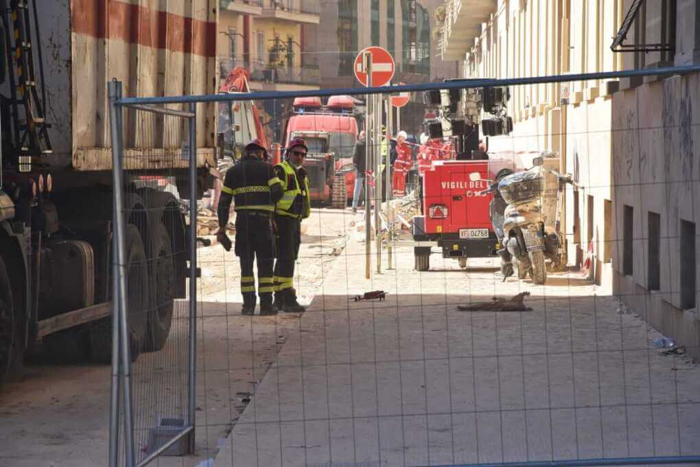 palazzina crollata bari