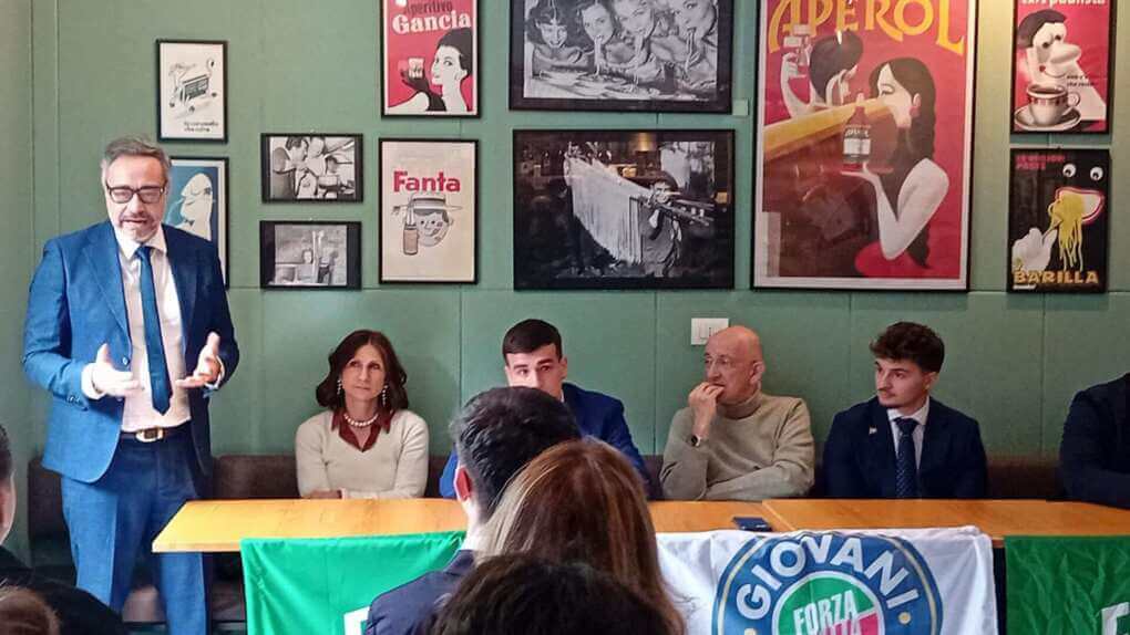 sisto forza italia giovani