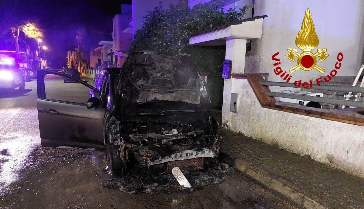 incendio auto tricase