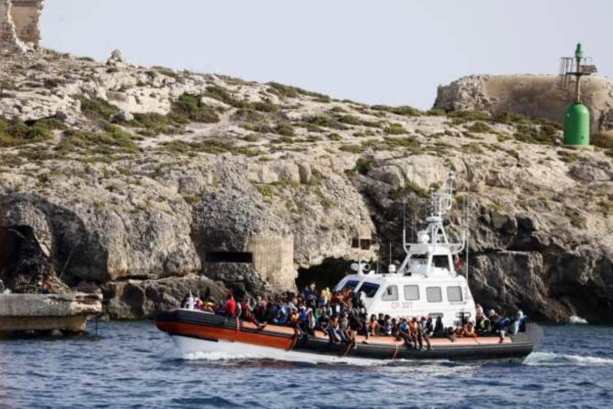 migranti lampedusa