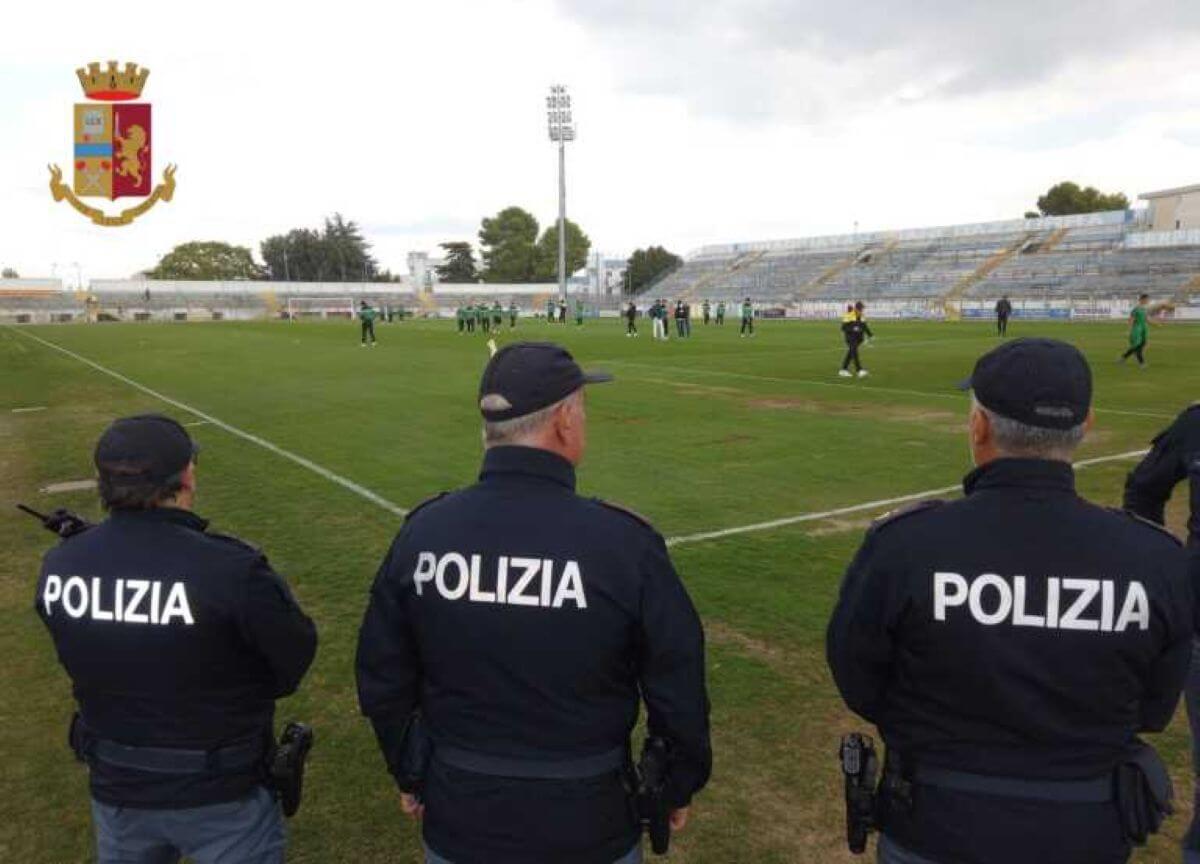 polizia stadio