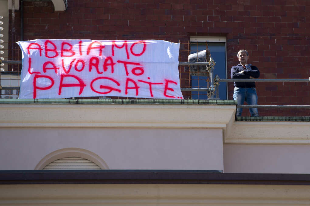 striscione lavoro