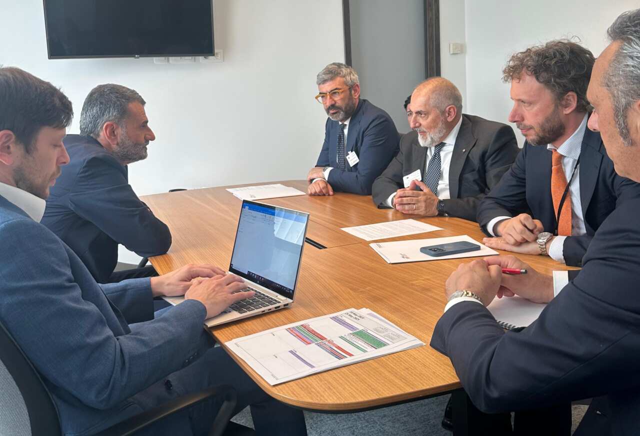 decaro incontra donnarumma