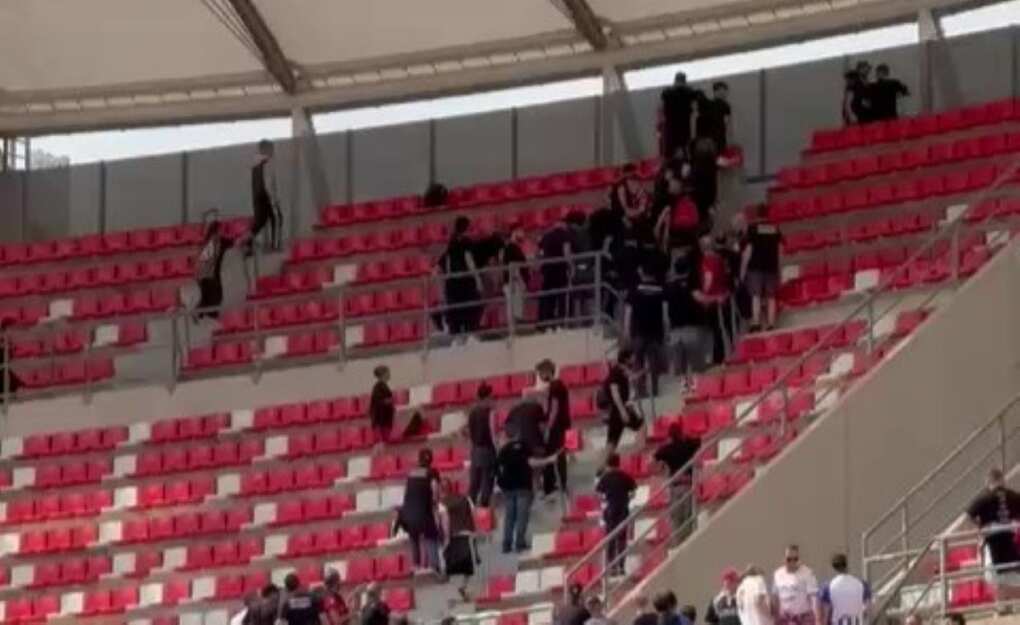 aggressione curva bari