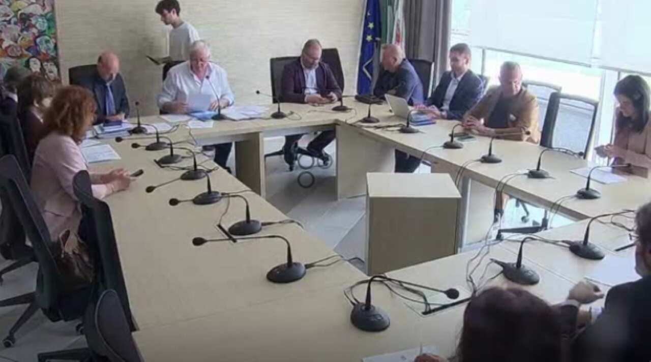 commissione consiglio regionale puglia