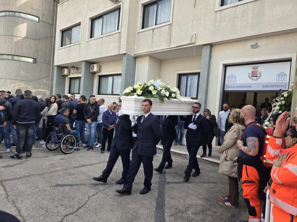 funerali torchiarolo