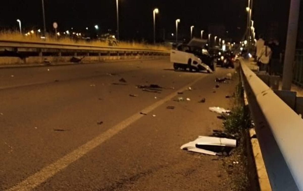 incidente via tatarella bari