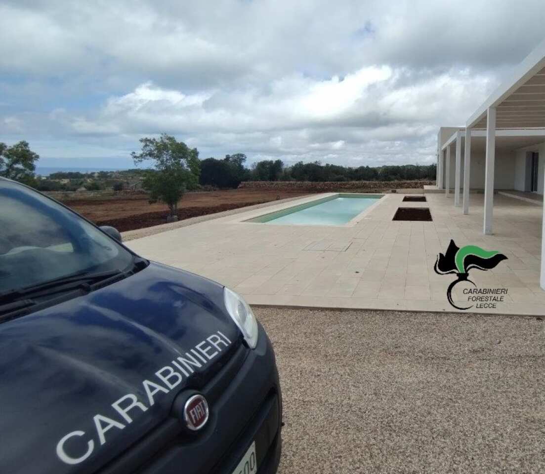 lavori abusivi castrignano del capo