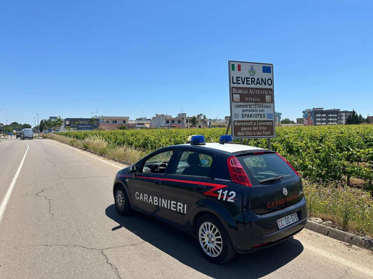 carabinieri leverano