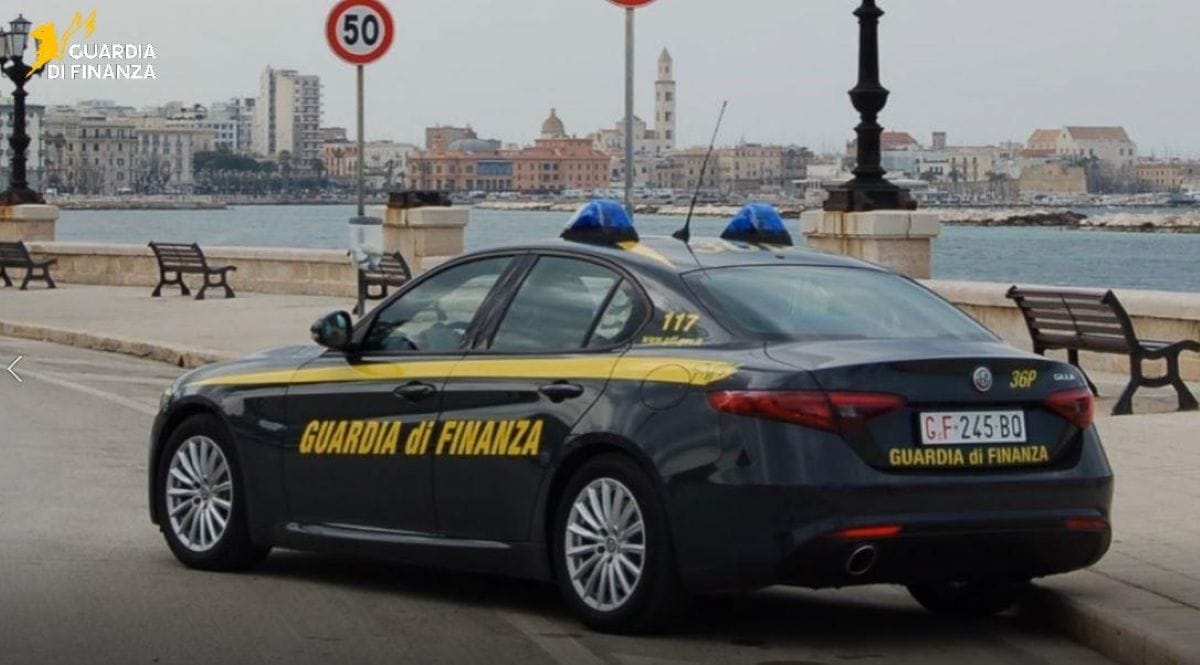 guardia di finanza bari