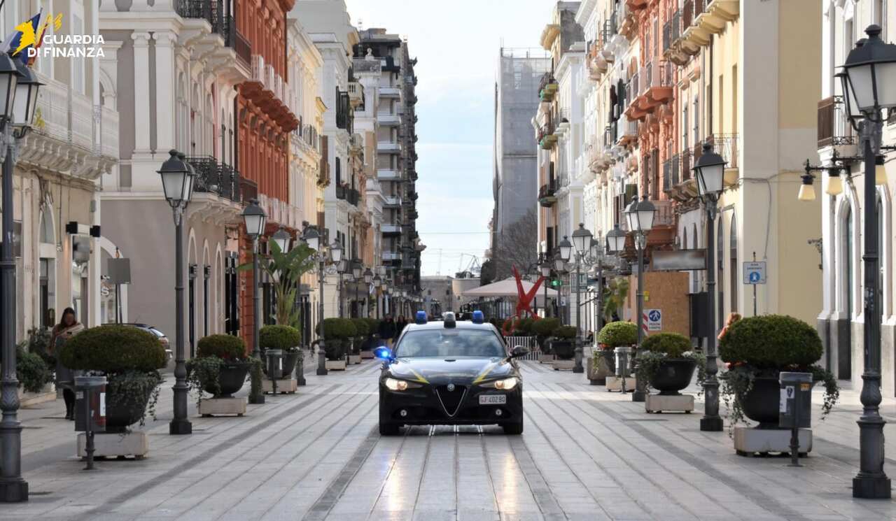 guardia di finanza taranto