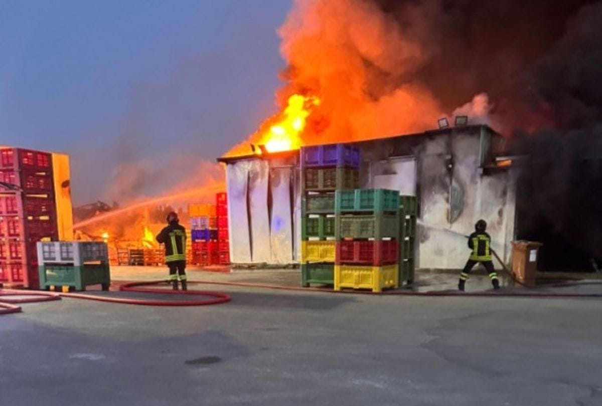 incendio san pietro vernotico