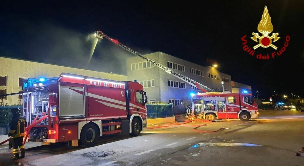 incendio sigilla pesaro