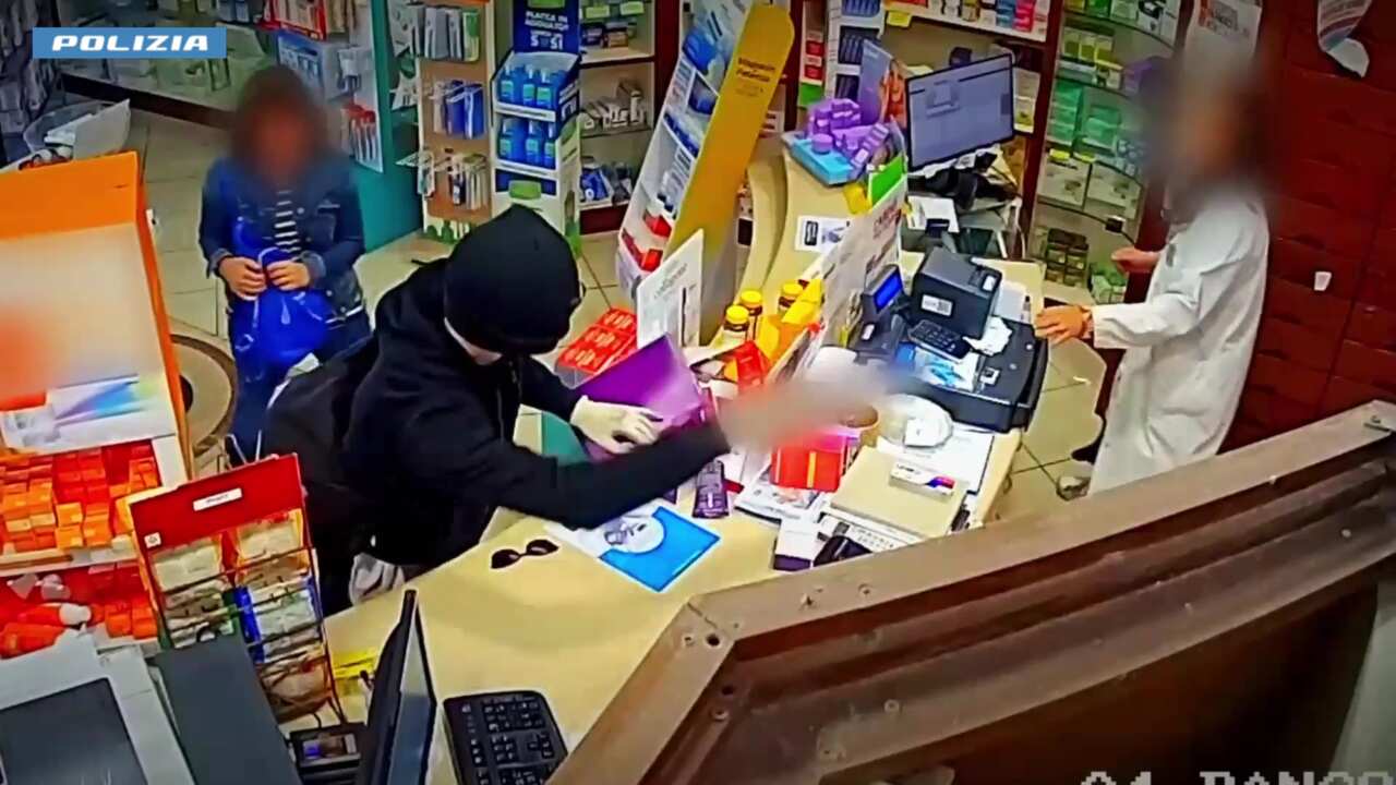 rapina farmacia matera