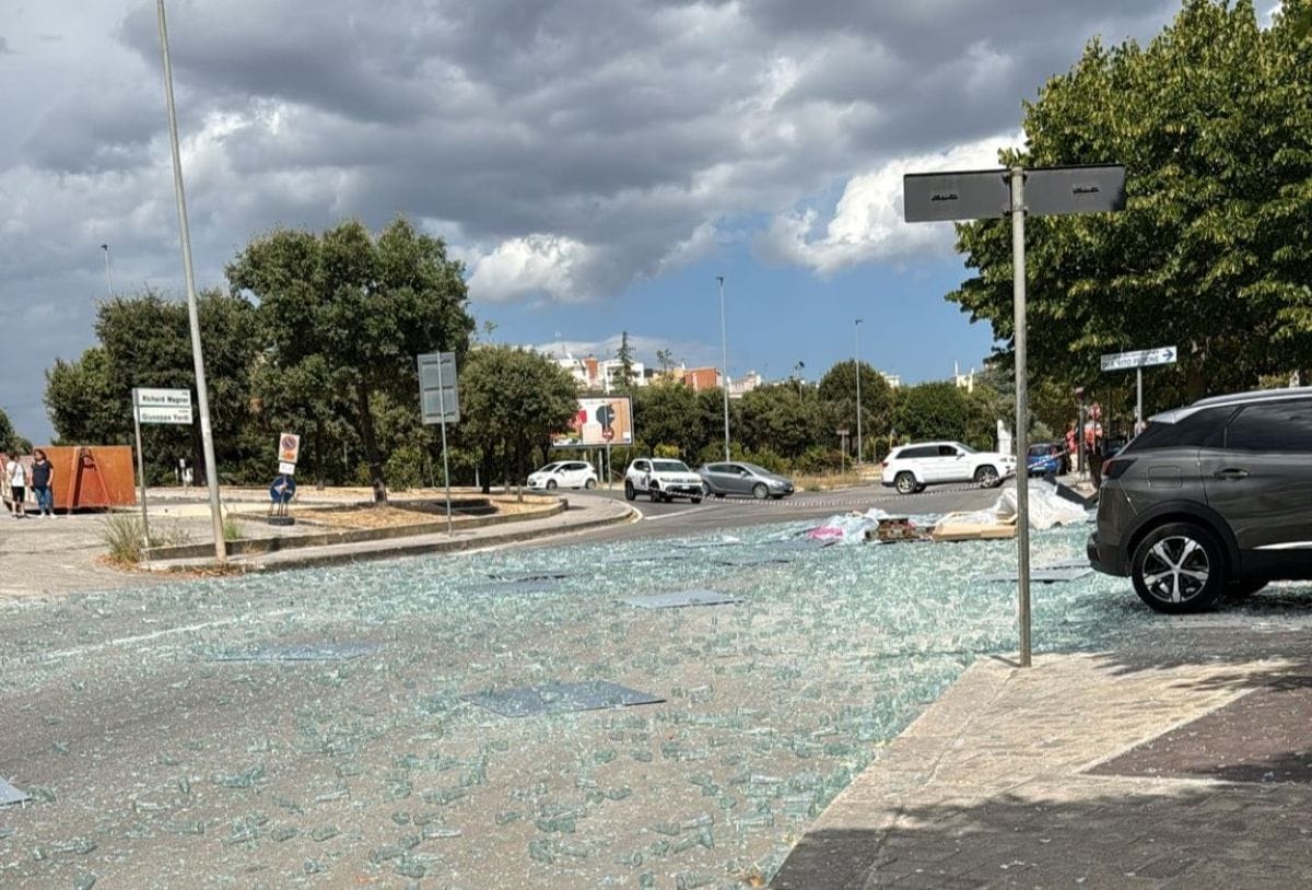 bottiglie camion putignano