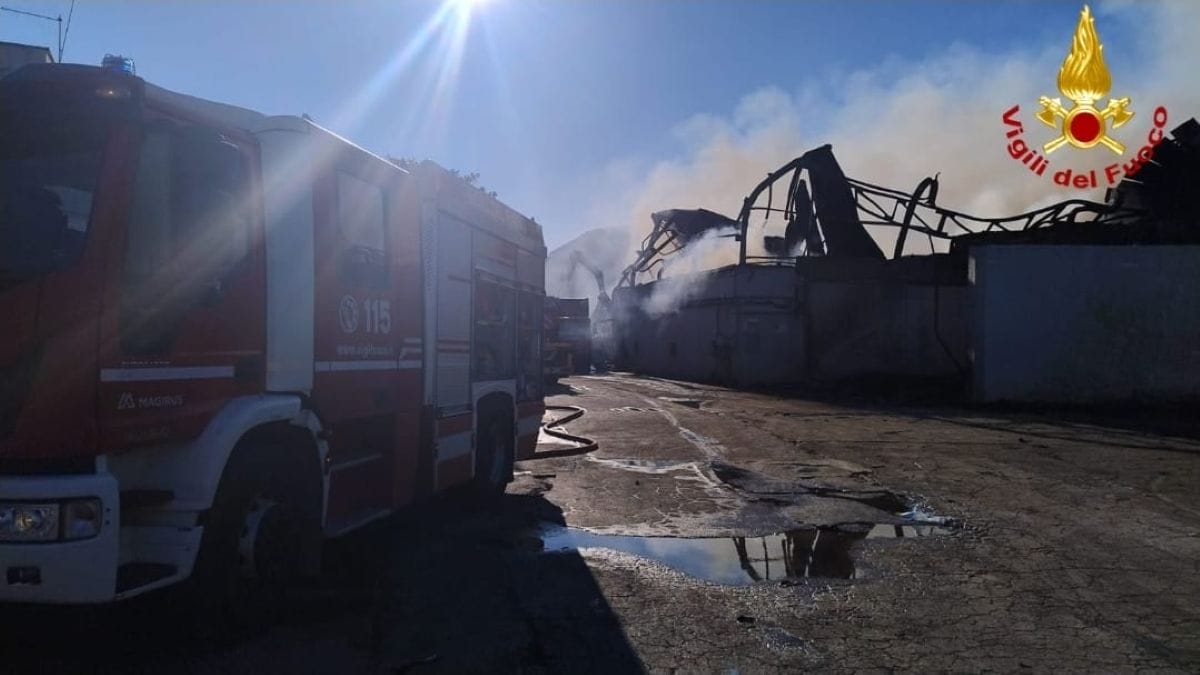 incendio eco ambiente sud