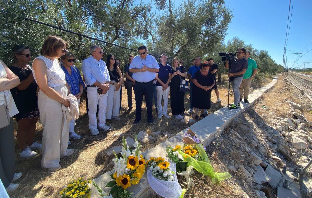 scontro treni andria corato