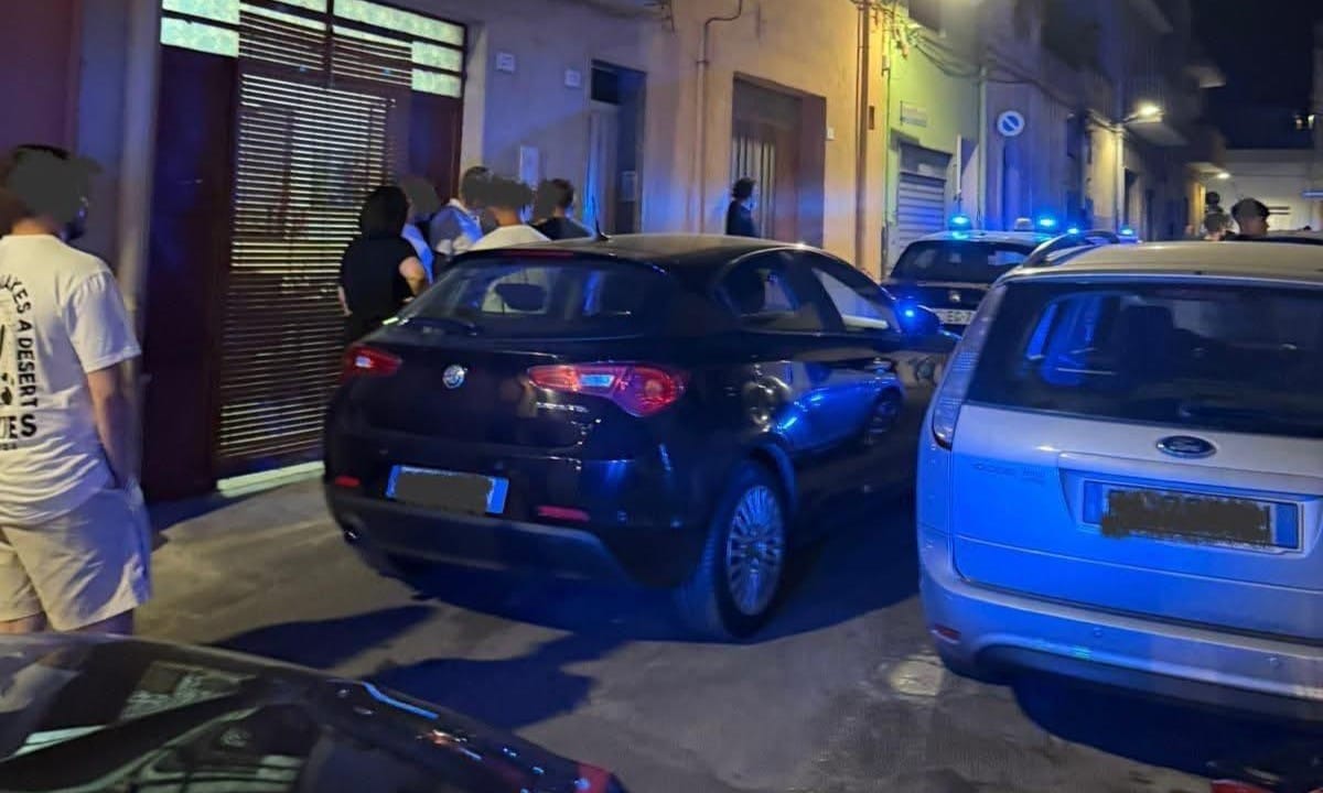 sparatoria e accoltellamento latiano