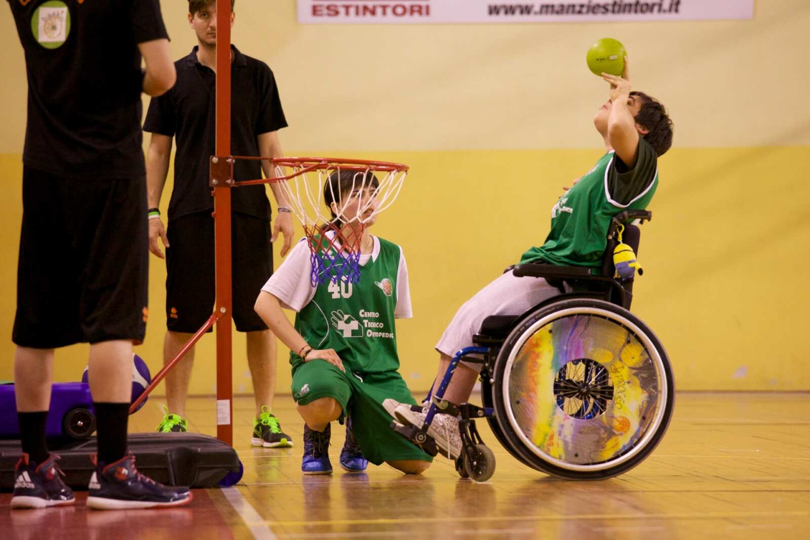 basket in carrozzina