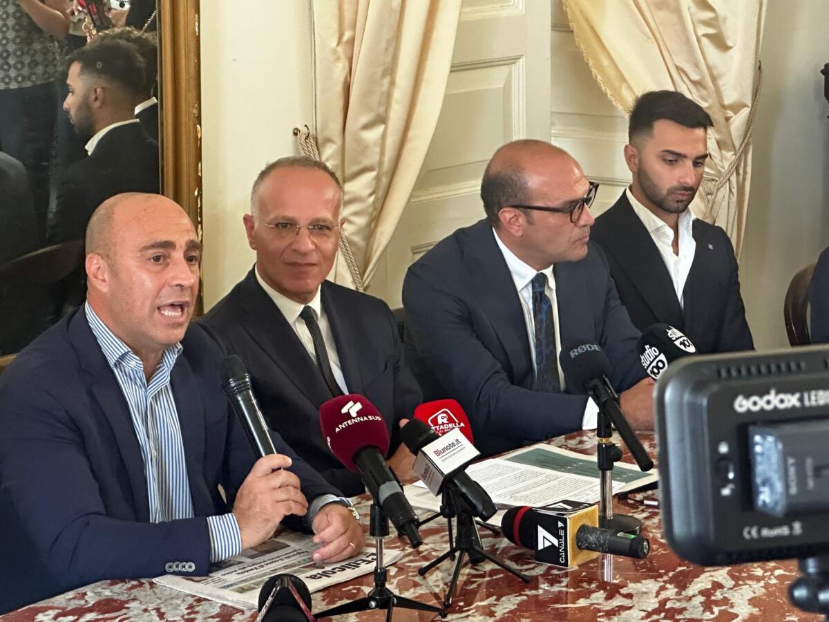 conferenza stampa taranto calcio