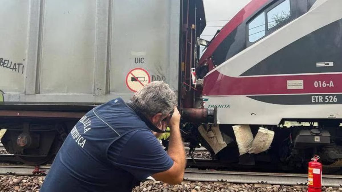 scontro treni trento