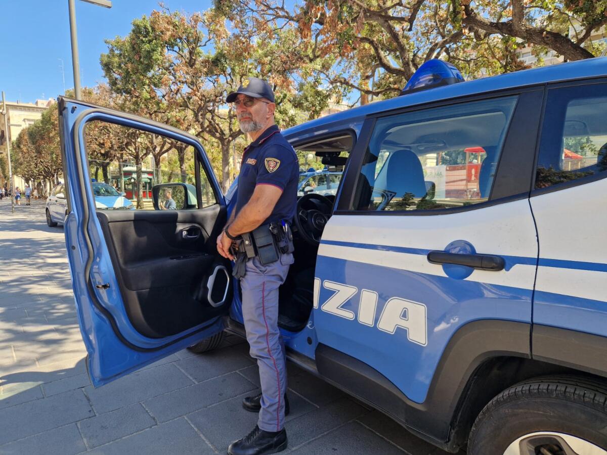 polizia piazza umberto