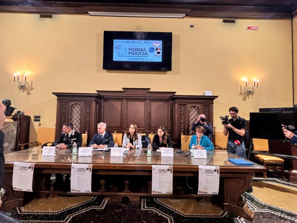 inaugurazione mostra monete banca d'italia bari