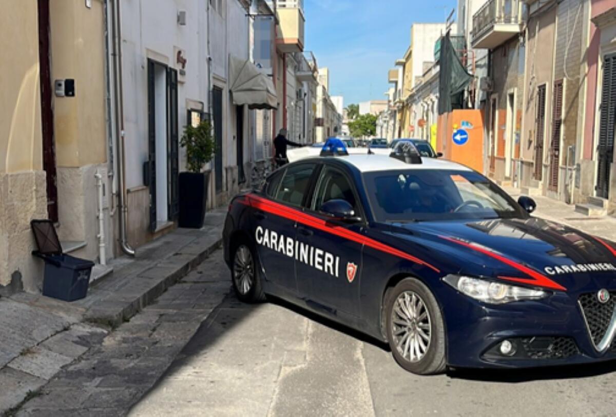 carabinieri copertino