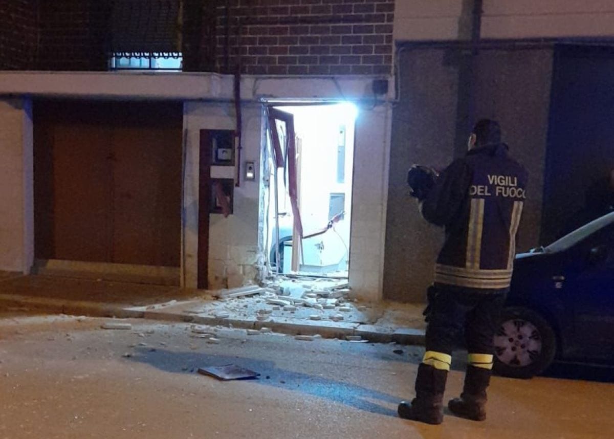 esplosione san severo