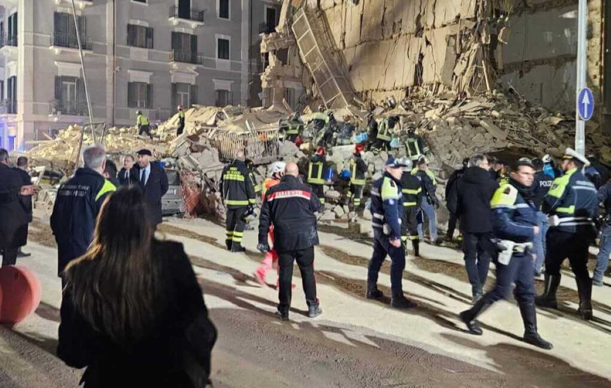 palazzina crollata bari
