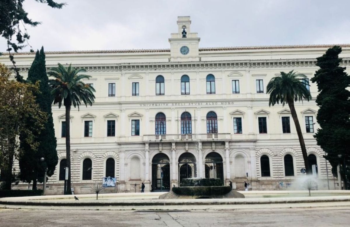 università bari