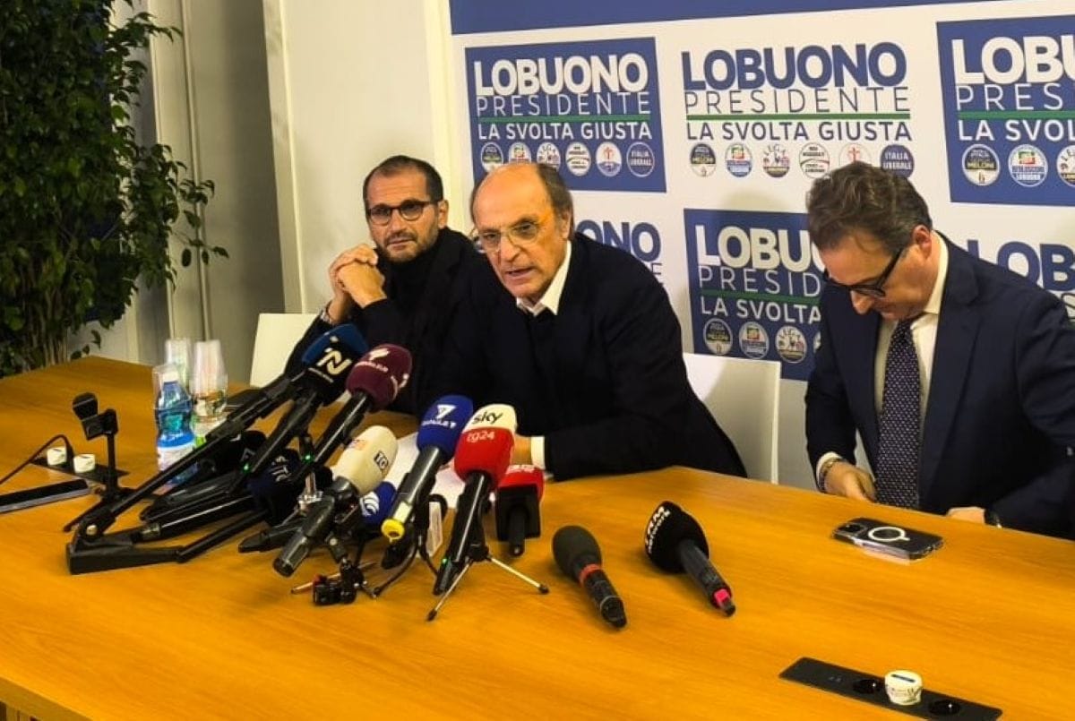 conferenza stampa lobuono