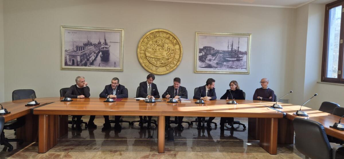 firma concessione porto barletta