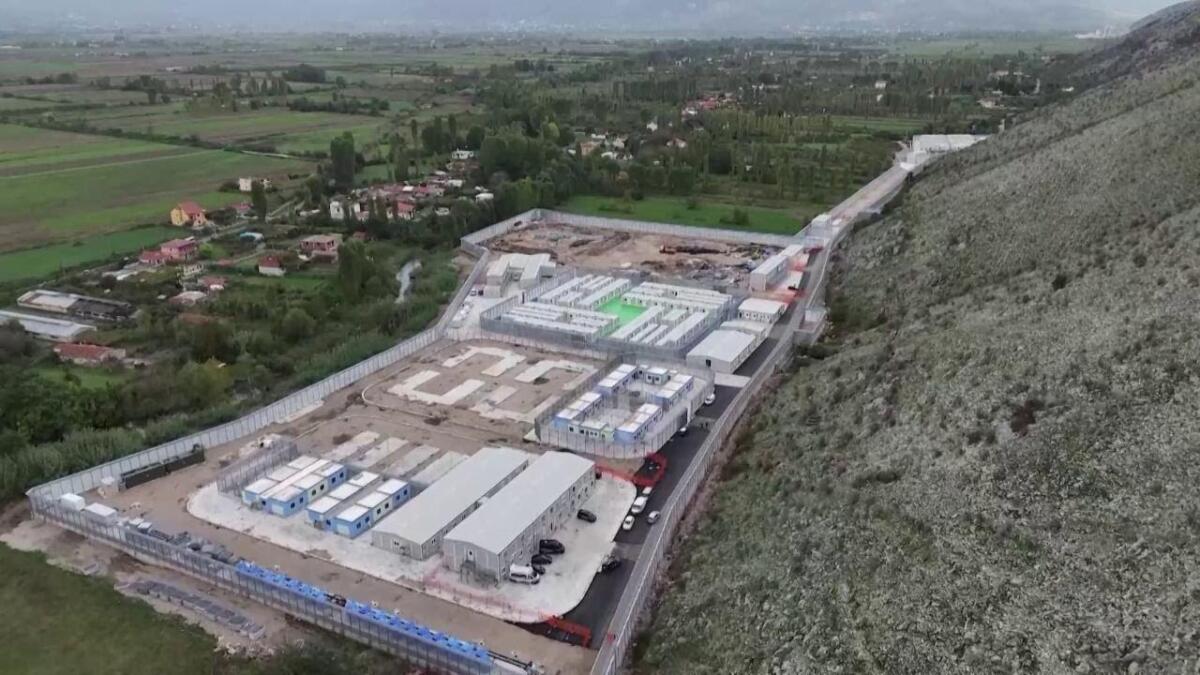 centro migranti albania