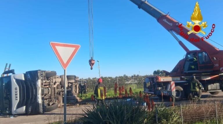 incidente tir cellino san marco