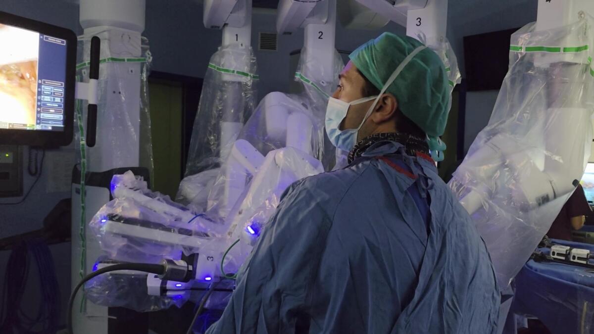 robot da vinci oncologico bari