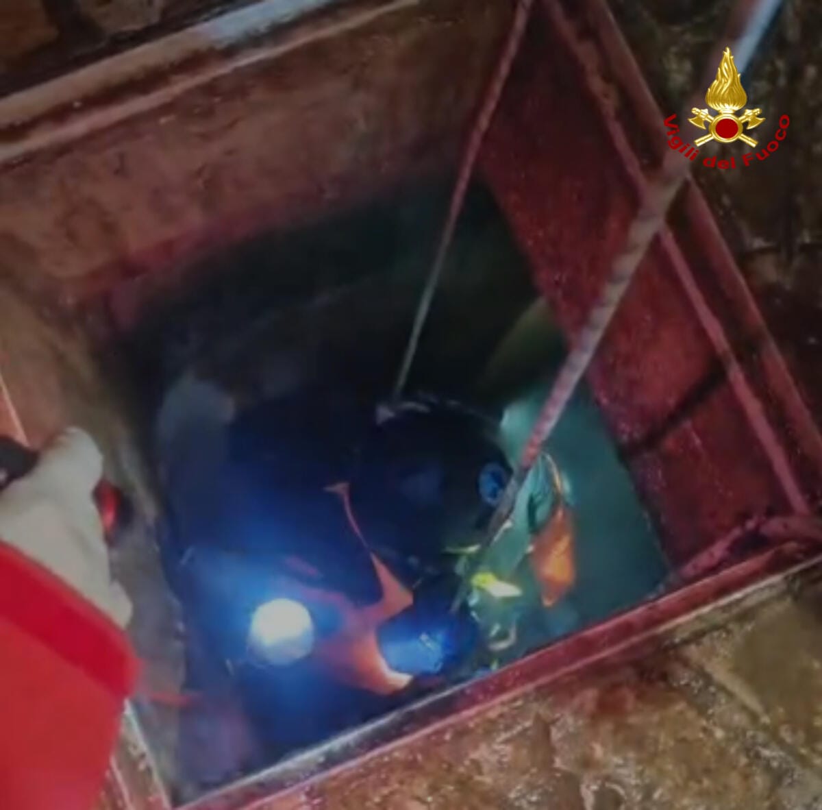 donna in cisterna martina franca