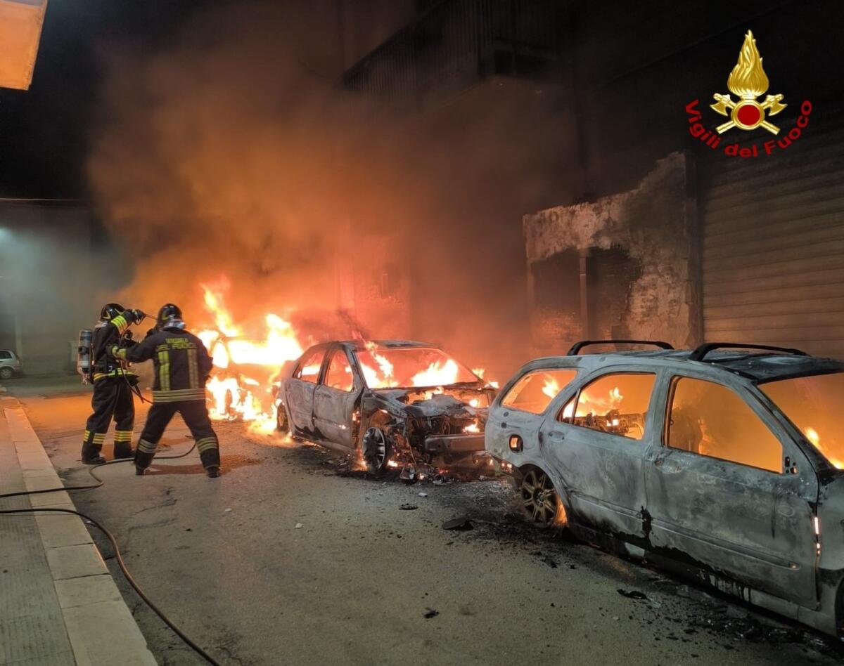 incendio auto bitonto