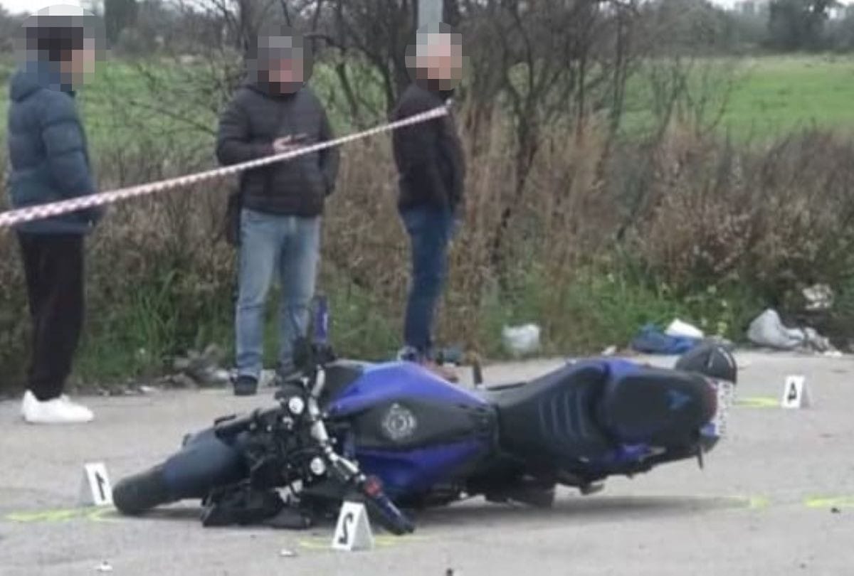 incidente mortale moto bari
